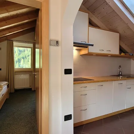 Alpenroyal - Check-in At Garni Royal 3*