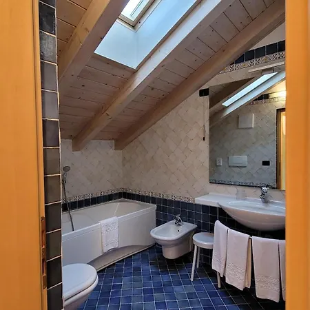 Alpenroyal - Check-in At Garni Royal 3*