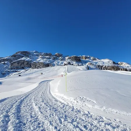 Alpenroyal - Check-in At Garni Royal Апарт-отель Арабба