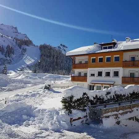 Alpenroyal - Check-in At Garni Royal Arabba