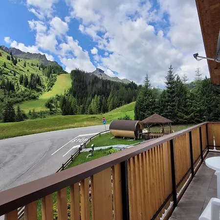 Alpenroyal - Check-in At Garni Royal 4*