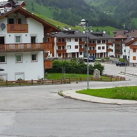 Aparthotel Alpenroyal